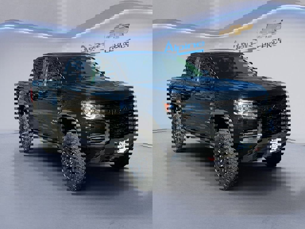 Used 2022 Chevrolet Colorado ZR2 w/ ZR2 Midnight Special Edition image 7