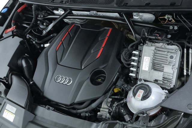 Used 2022 Audi SQ5 Prestige w/ Prestige Package image 9