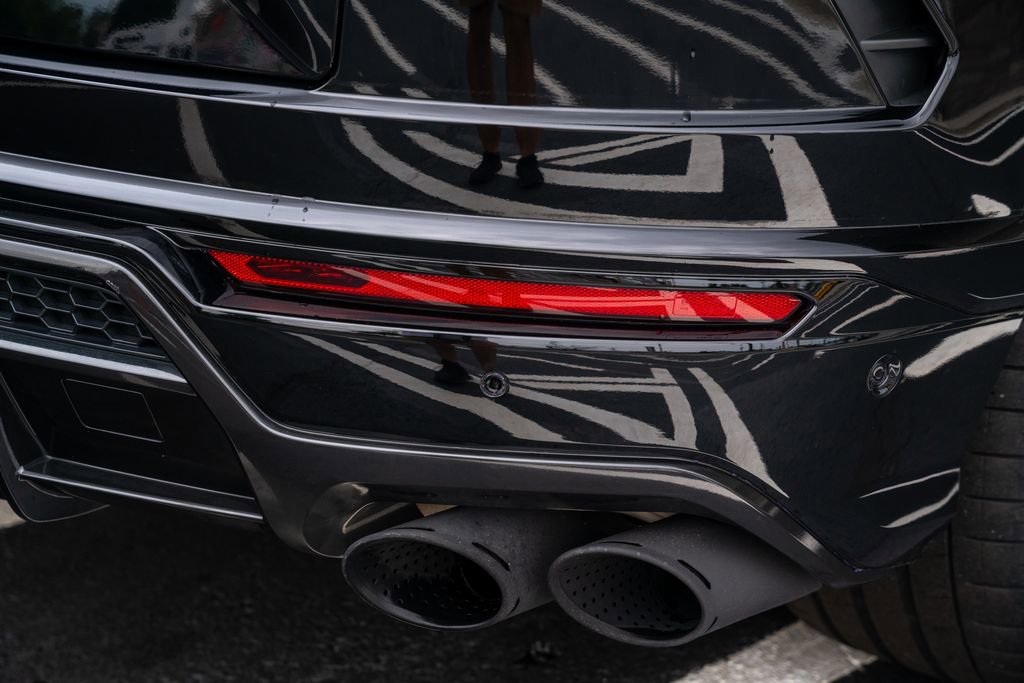 Used 2020 Lamborghini Urus AWD/4WD image 17