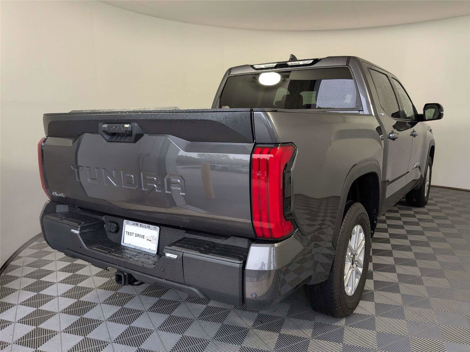 Certified 2025 Toyota Tundra SR5 w/ SR5 Premium Package AWD/4WD image 5