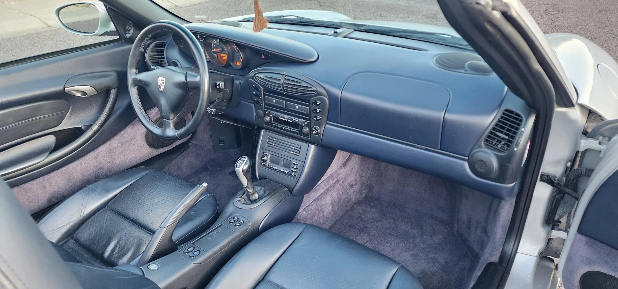 Used 2001 Porsche Boxster RWD image 13