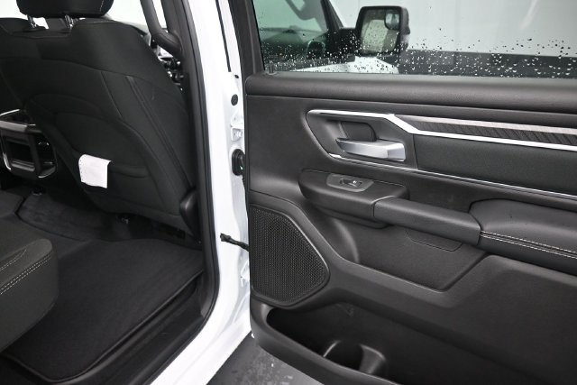 New 2027 RAM 1500 4x4 Crew Cab image 23