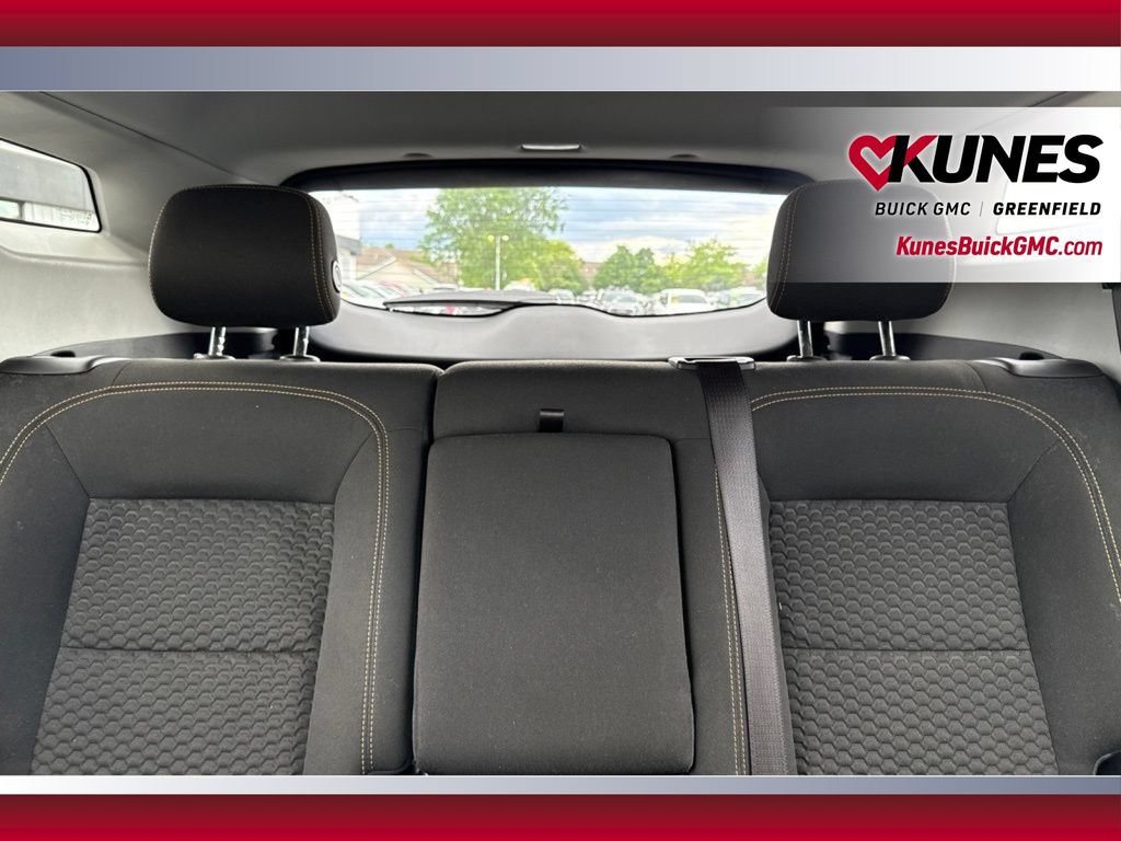 Used 2018 GMC Terrain SLE w/ Driver Convenience Package AWD/4WD image 17