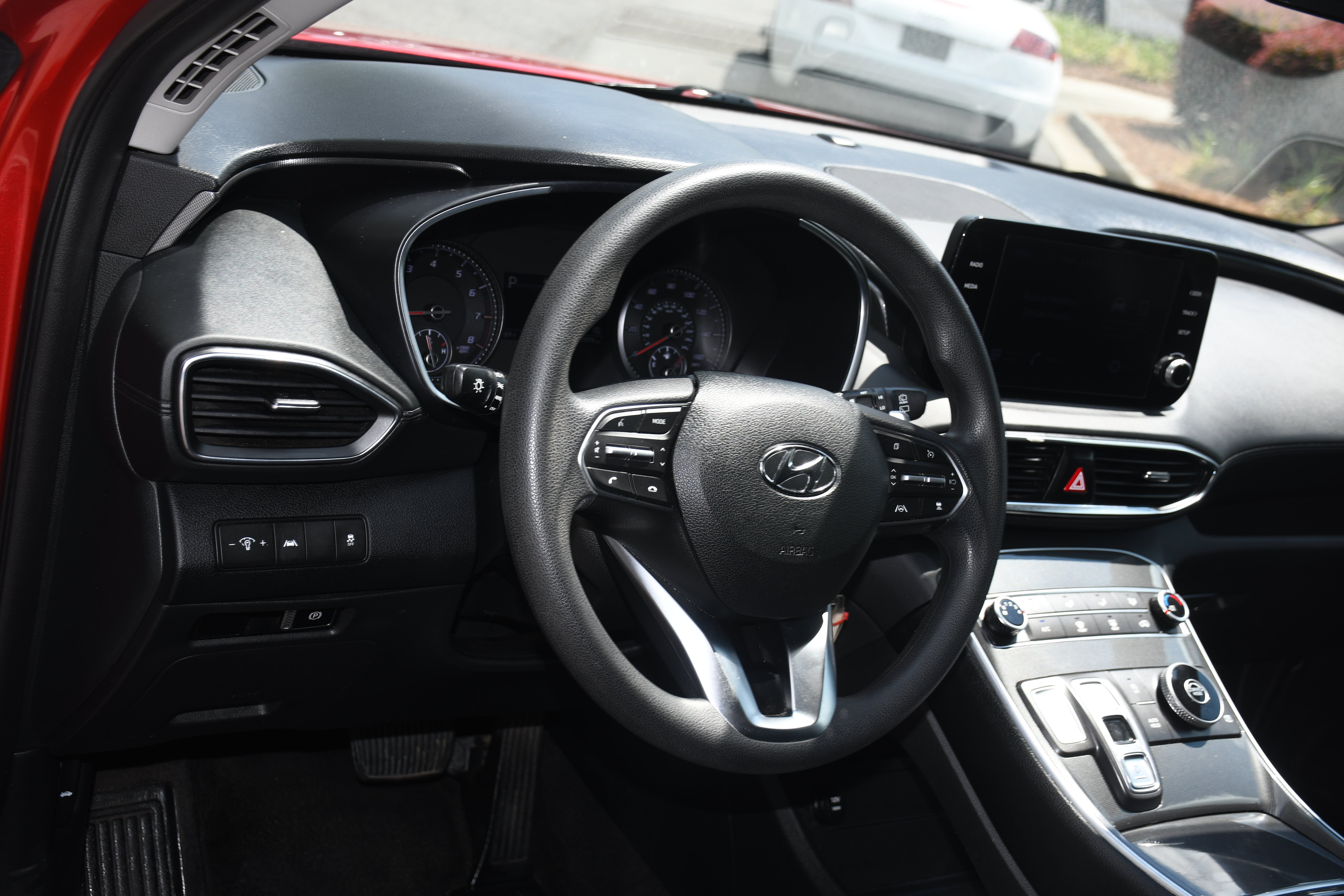 Used 2021 Hyundai Santa Fe SE FWD image 8