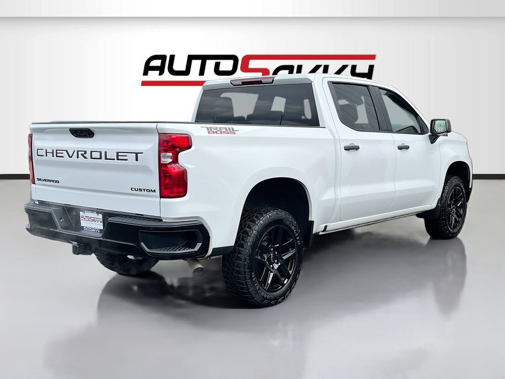Used 2024 Chevrolet Silverado 1500 Custom Trail Boss w/ LPO, Dark Essentials Package AWD/4WD image 7