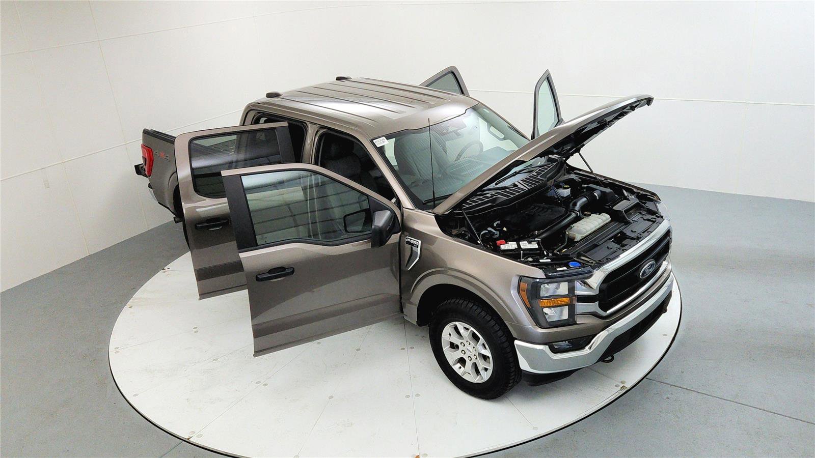 Used 2023 Ford F150 XLT image 16