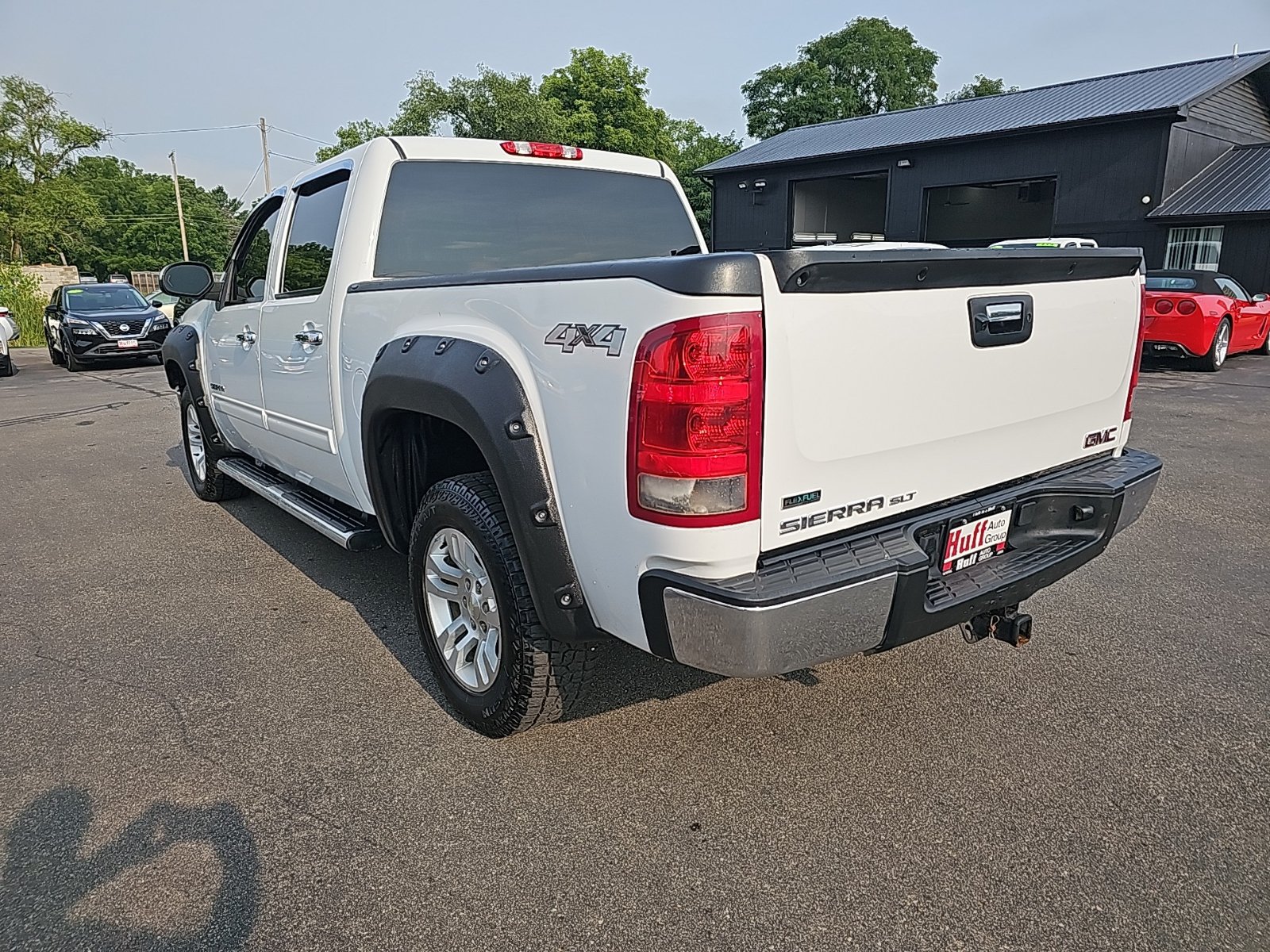 Used 2011 GMC Sierra 1500 SLT AWD/4WD image 5