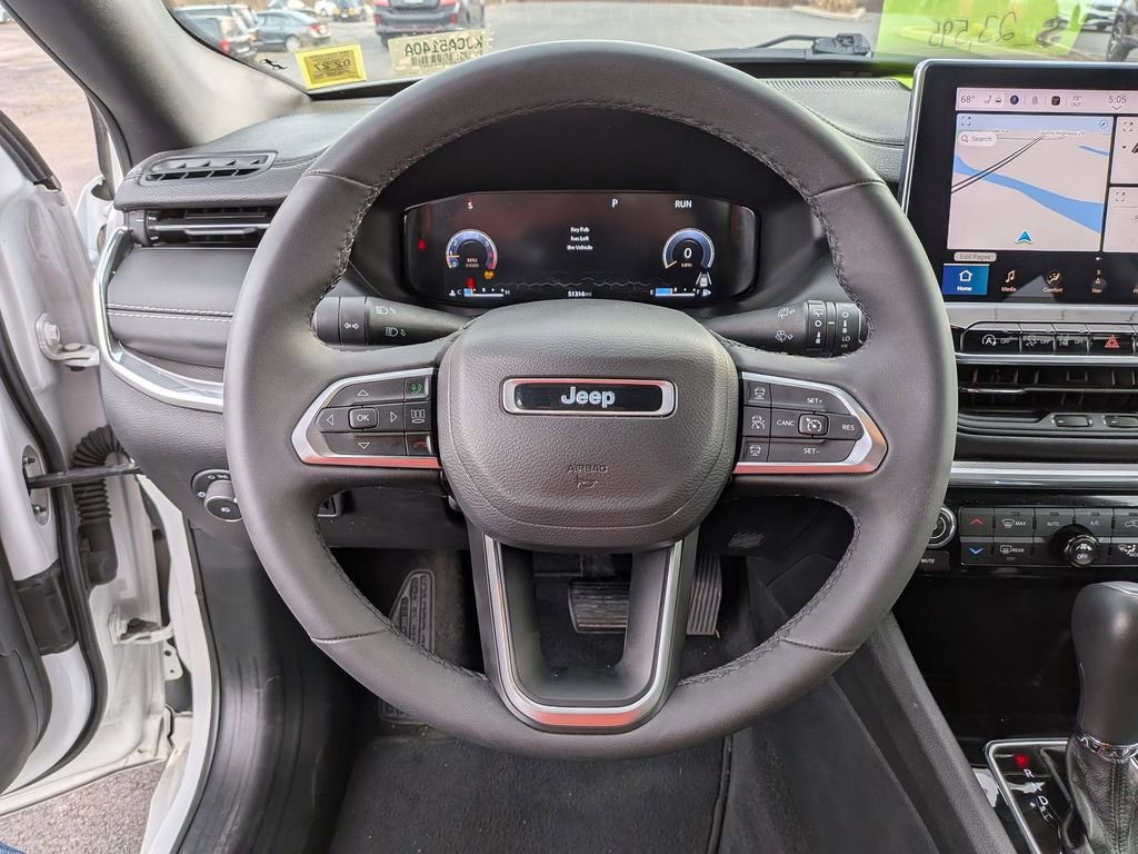 Used 2024 Jeep Compass Limited w/ High Altitude Package image 18