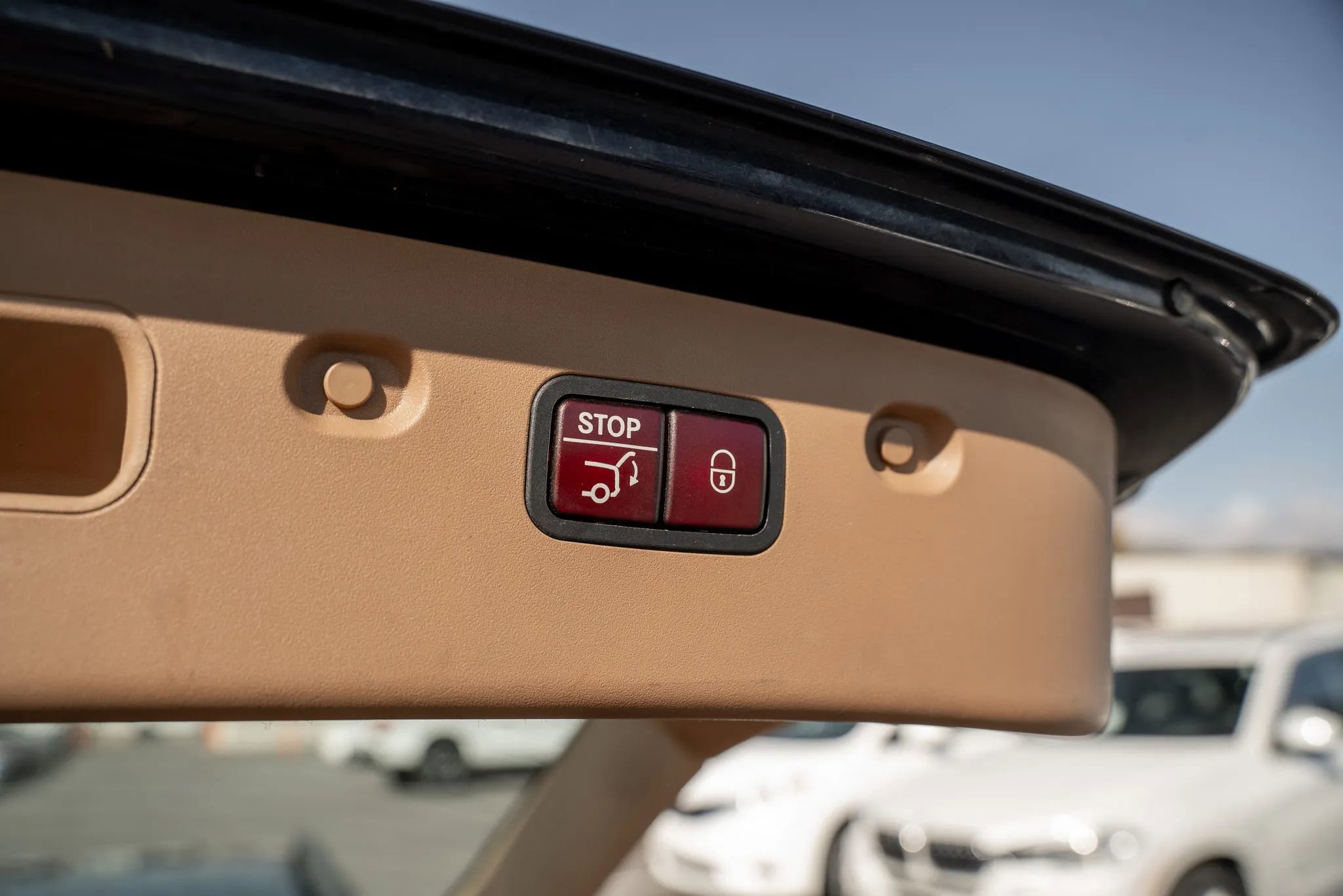 Used 2009 Mercedes-Benz E 350 4MATIC Wagon image 10