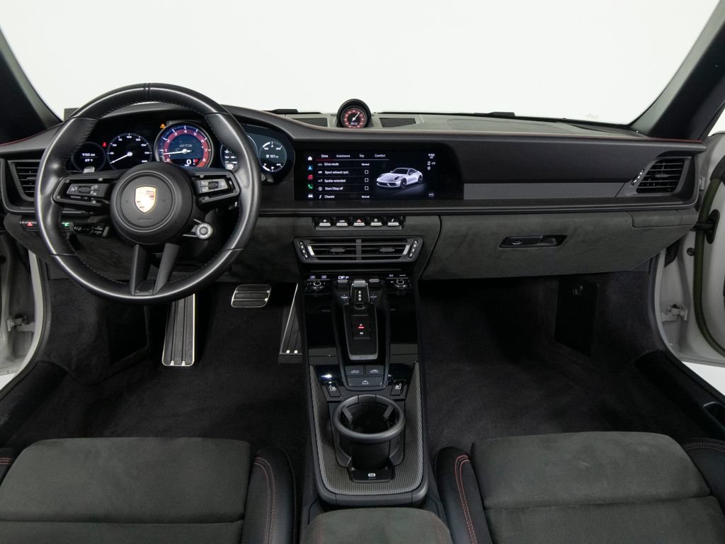 Certified 2022 Porsche 911 Carrera GTS RWD image 40