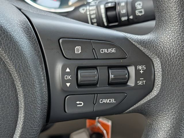Used 2019 Kia Sedona LX FWD image 26