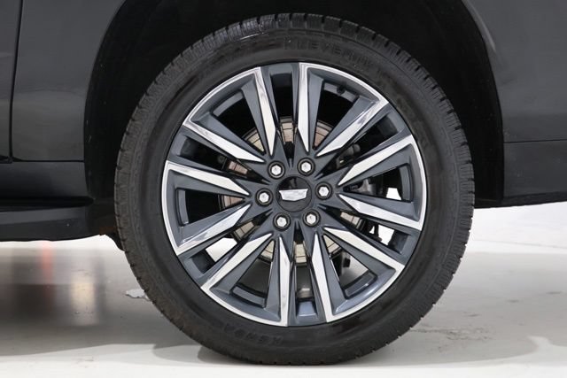 Used 2024 Cadillac Escalade ESV Sport AWD/4WD image 9