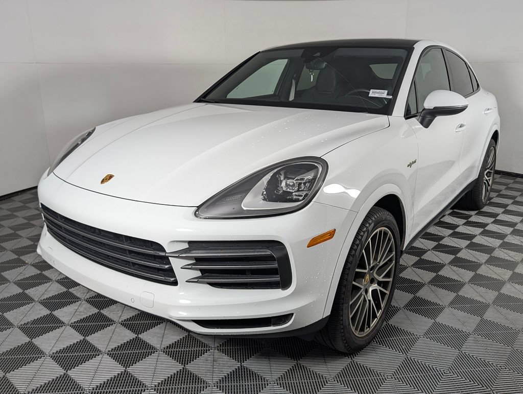 Certified 2023 Porsche Cayenne Platinum Edition AWD/4WD image 1