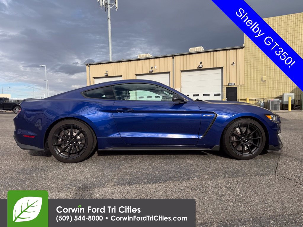 Used 2016 Ford Mustang Shelby GT350 w/ Technology Package RWD image 6