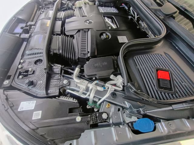 Used 2024 Mercedes-Benz GLS 580 4MATIC image 91