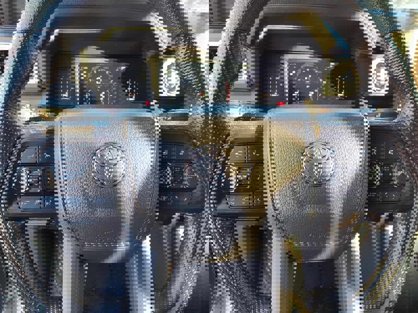 Used 2025 Toyota Tacoma SR5 image 19