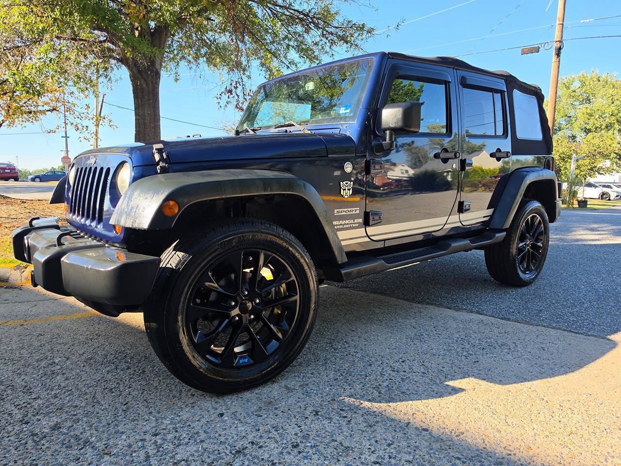 Used 2013 Jeep Wrangler Unlimited Sport AWD/4WD image 29