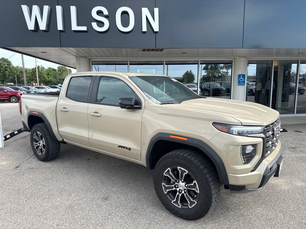 Used 2023 GMC Canyon AT4 w/ AT4 Premium Package AWD/4WD video 1