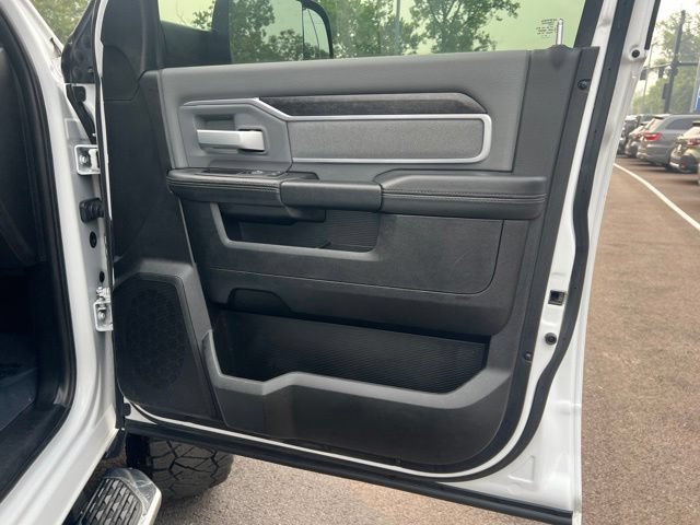 Used 2022 RAM 2500 Big Horn AWD/4WD image 24