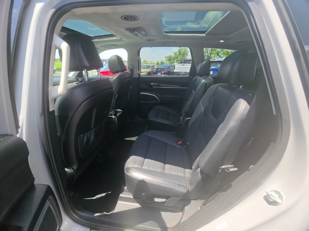 Used 2022 Kia Telluride SX w/ SX Prestige Package AWD/4WD image 26