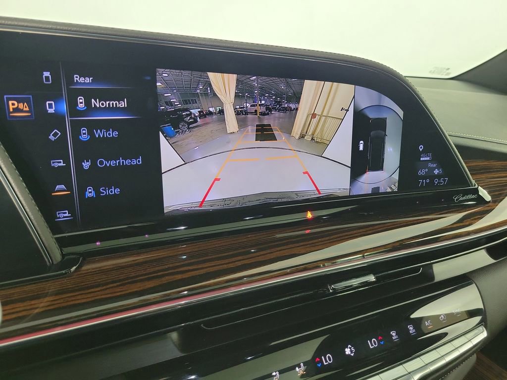 Certified 2022 Cadillac Escalade Premium Luxury w/ Performance Package image 28