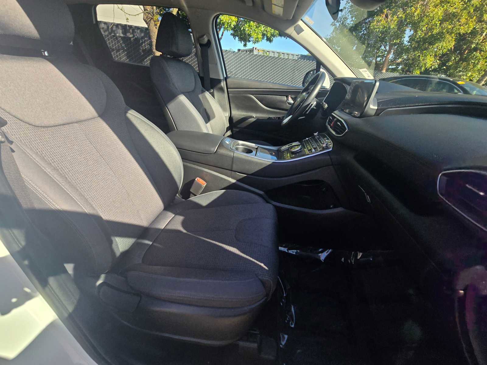 Used 2023 Hyundai Santa Fe SEL FWD image 11