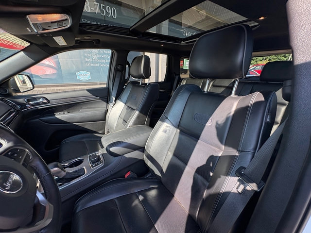 Used 2019 Jeep Grand Cherokee Overland AWD/4WD image 14