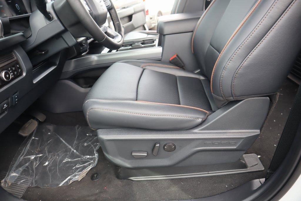 New 2026 Ford F250 Lariat w/ Black Appearance Package image 12