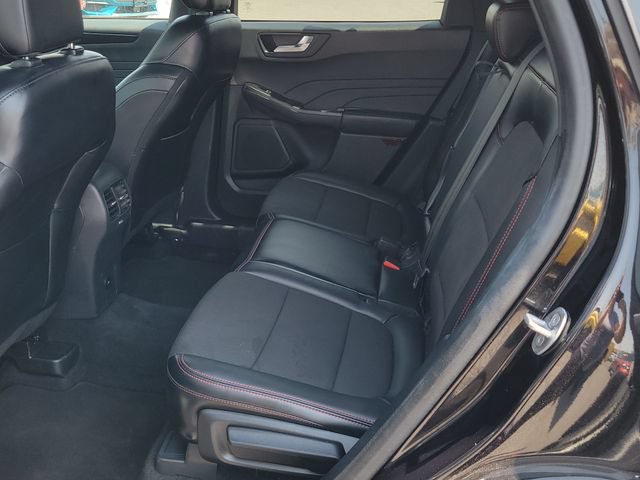 Certified 2024 Ford Escape ST-Line AWD/4WD image 8