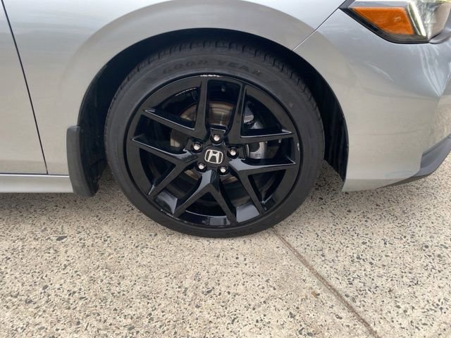 Used 2025 Honda Civic Sport image 23