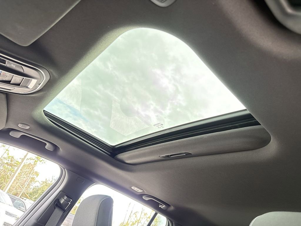 New 2026 Jeep Grand Cherokee Laredo image 17