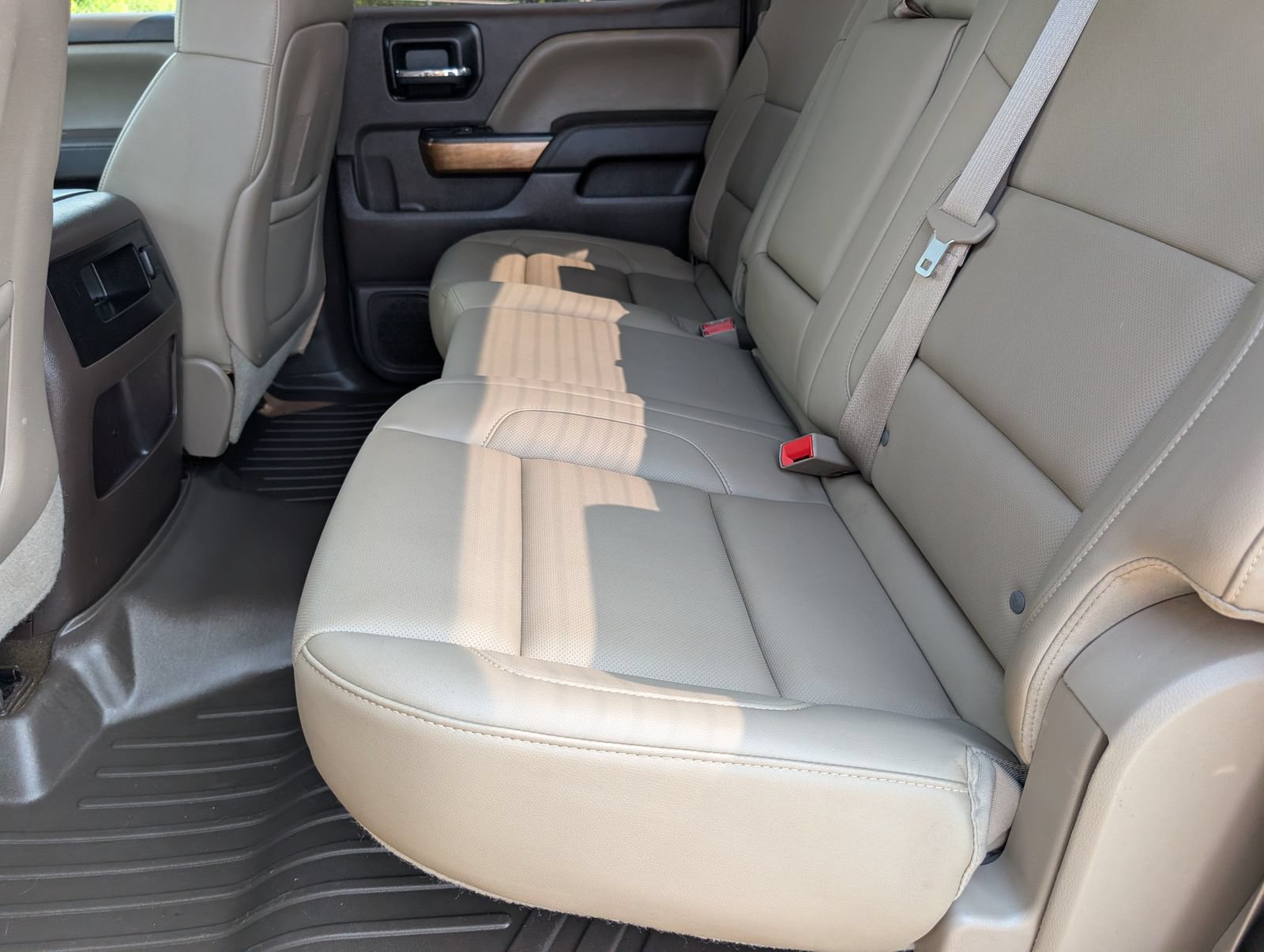 Used 2014 Chevrolet Silverado 1500 LTZ w/ LTZ Plus Package RWD image 16