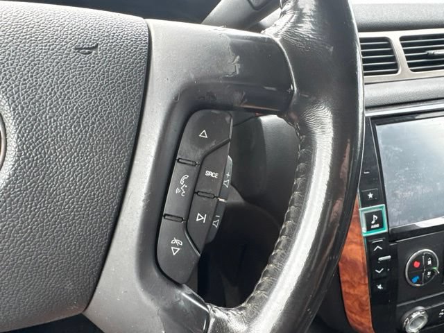 Used 2009 Chevrolet Suburban LT AWD/4WD image 21