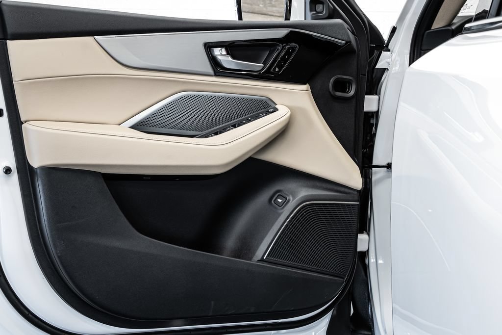 New 2026 Acura MDX FWD image 17