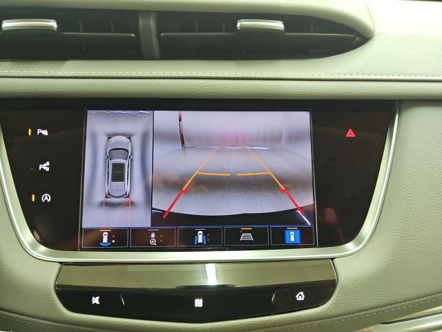 Used 2021 Cadillac XT5 Premium Luxury AWD/4WD image 6