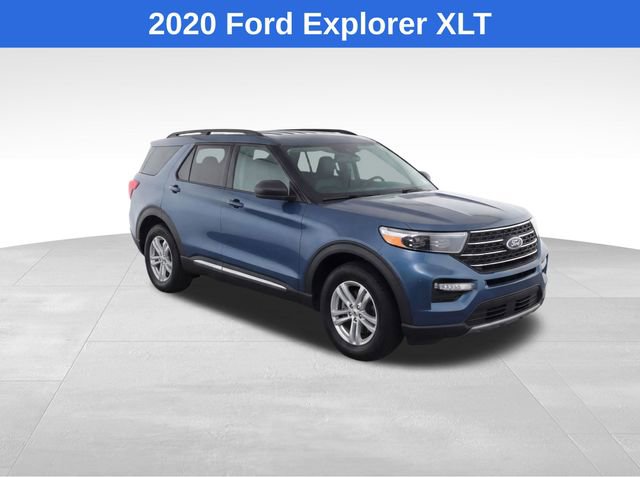 Used 2020 Ford Explorer XLT w/ Equipment Group 202A image 2