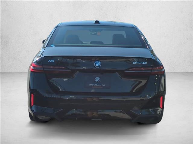New 2026 BMW i5 eDrive40 w/ M Sport Package RWD image 8