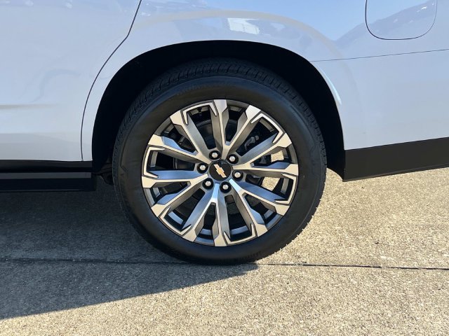 New 2027 Chevrolet Tahoe High Country AWD/4WD image 13