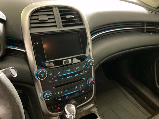 Used 2015 Chevrolet Malibu LT w/ Power Convenience Package FWD image 18