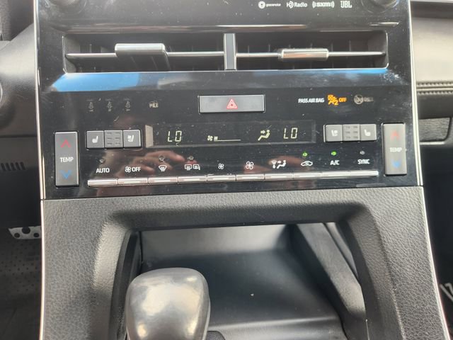 Certified 2021 Toyota Avalon Touring image 17