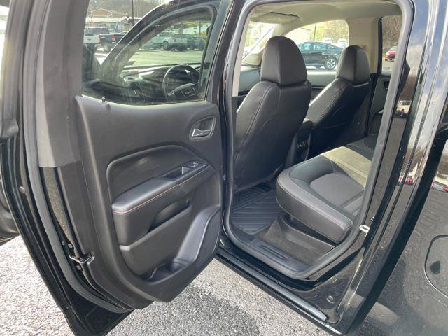 Used 2015 GMC Canyon SLE w/ All-Terrain Package AWD/4WD image 21