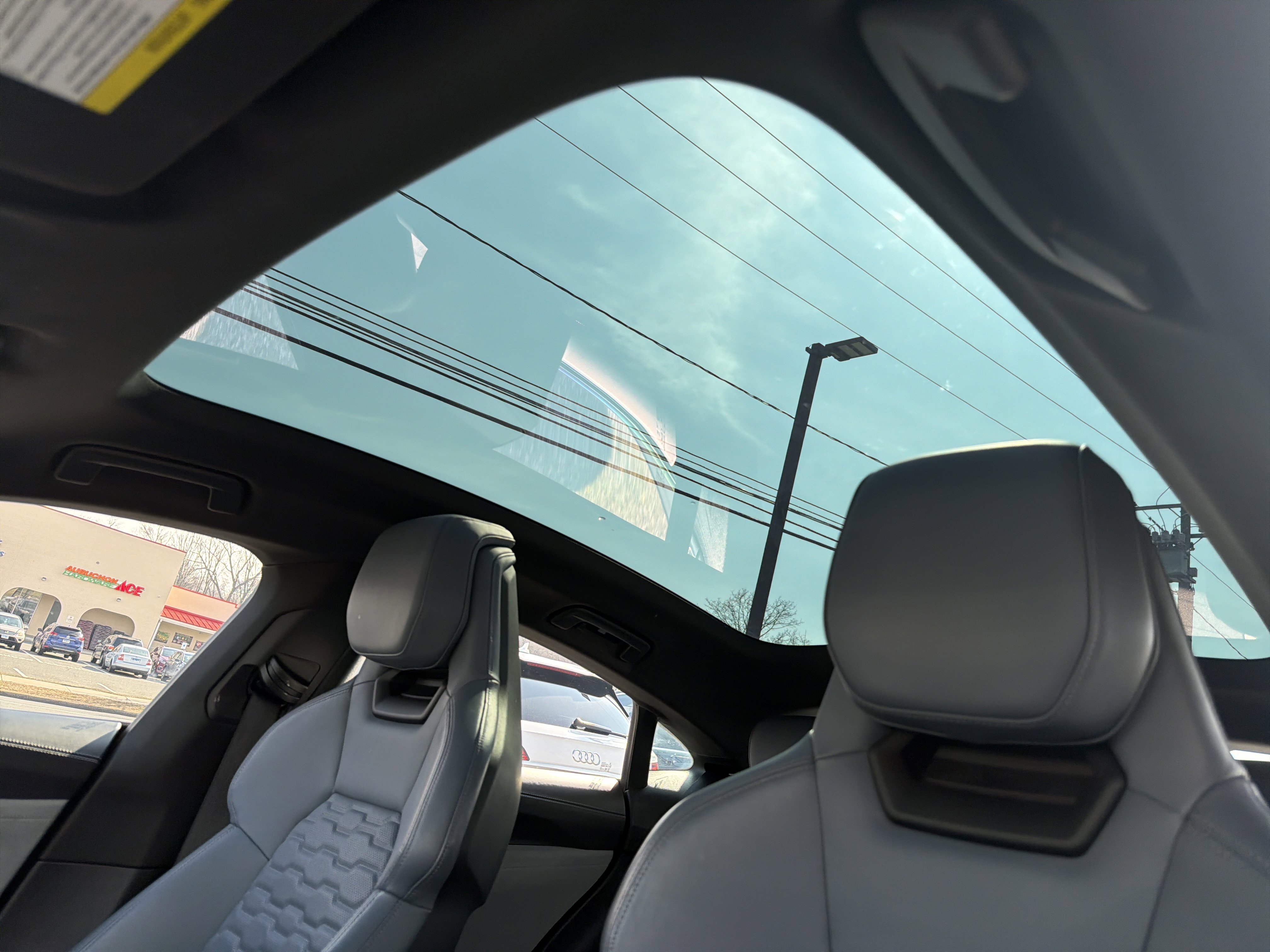 Certified 2022 Audi e-tron GT Prestige image 7