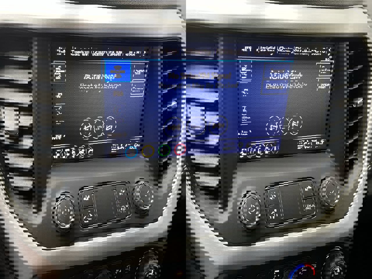 Certified 2023 GMC Acadia SLE w/ Driver Convenience Package image 19