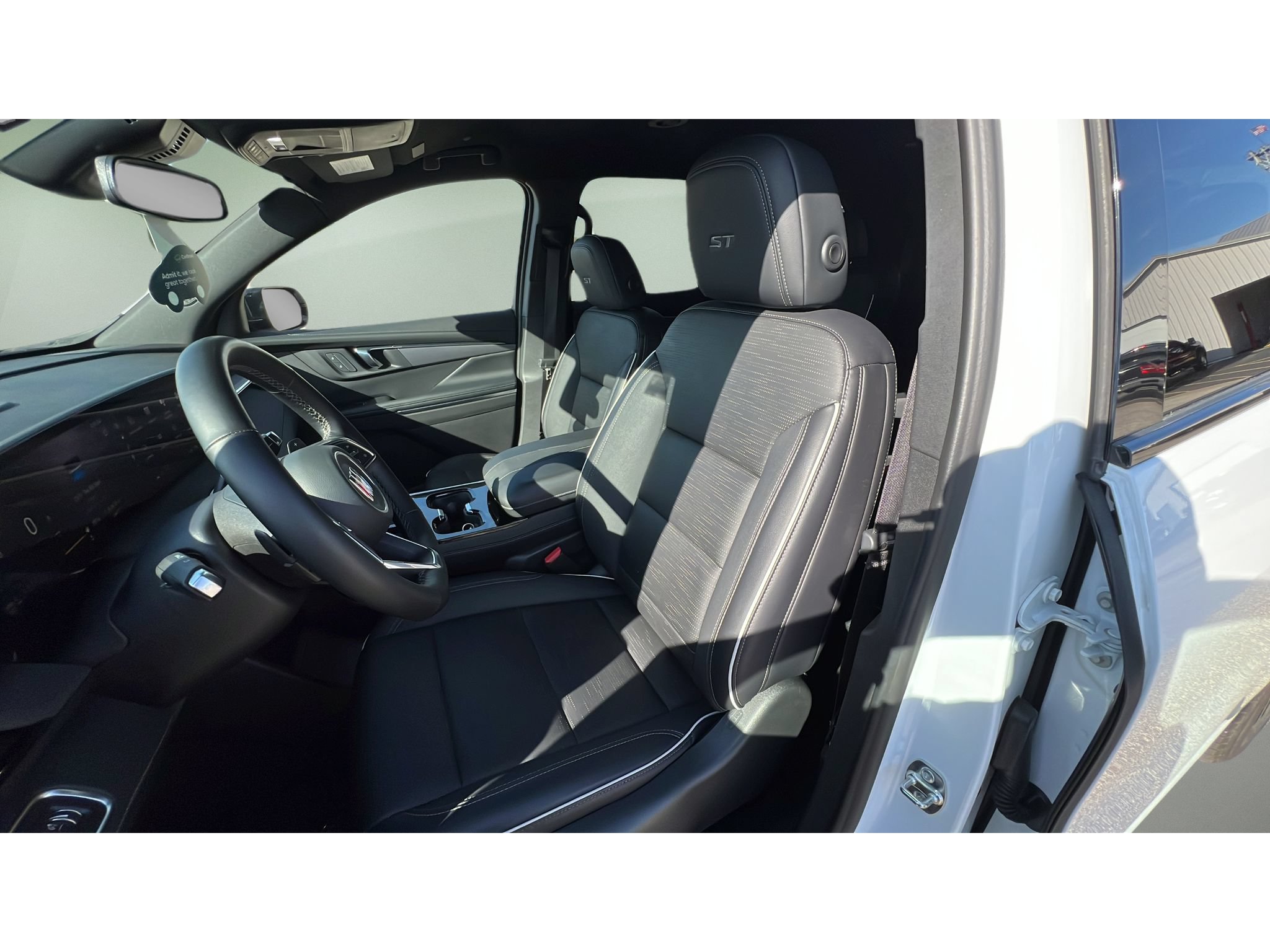 Certified 2026 Buick Enclave Sport Touring AWD/4WD image 24