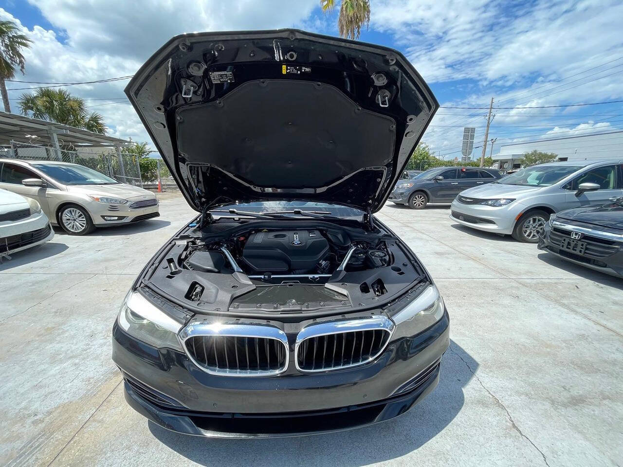 Used 2019 BMW 530i w/ Convenience Package RWD image 19