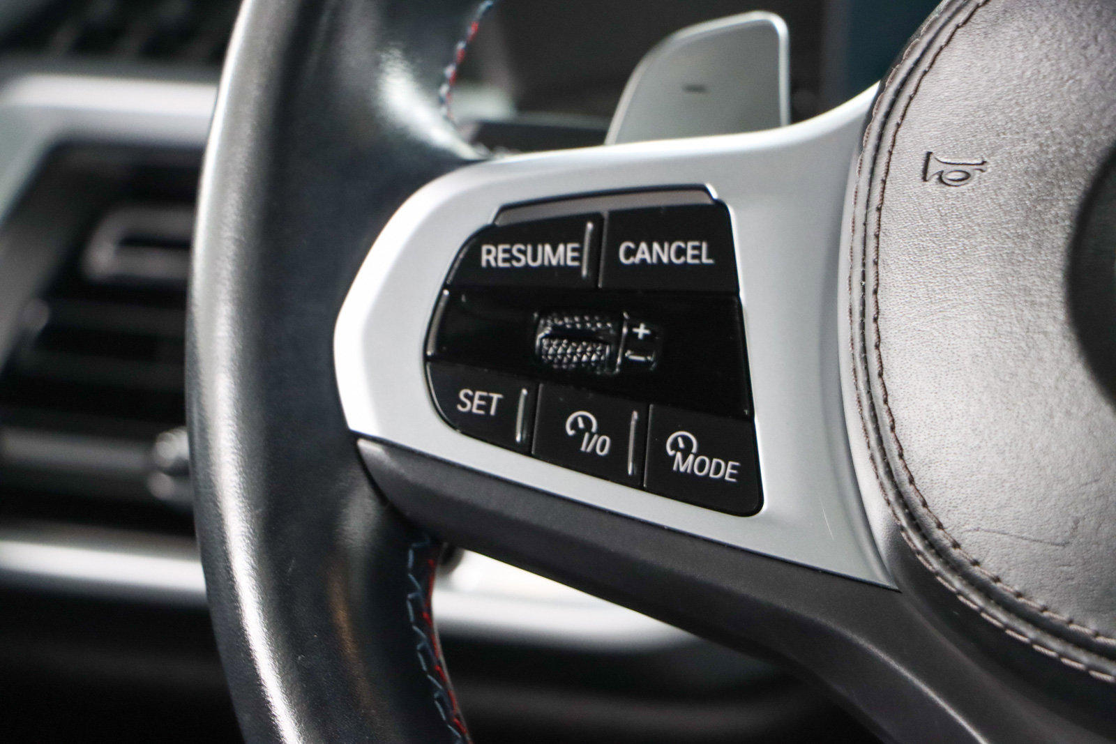 Used 2024 BMW X5 M60i image 13