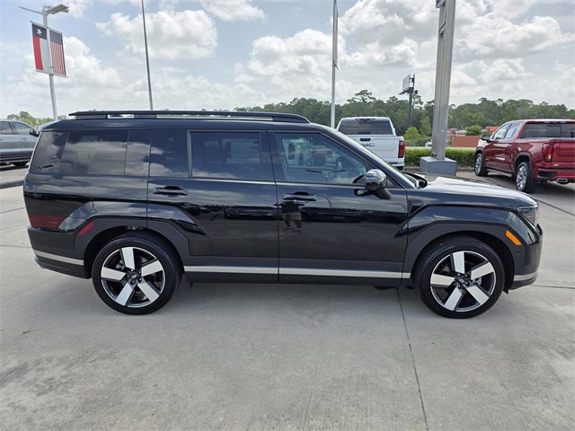 Used 2024 Hyundai Santa Fe Limited image 4