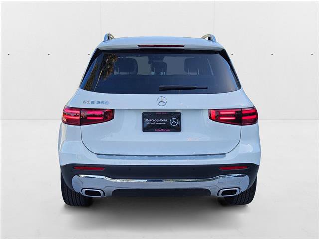 New 2025 Mercedes-Benz GLB 250 image 8