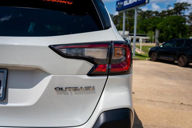 Certified 2025 Subaru Outback Premium AWD/4WD image 17