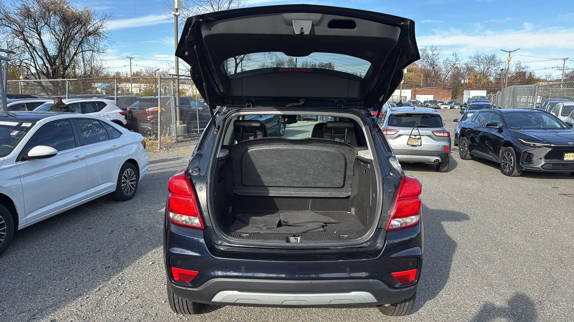 Used 2021 Chevrolet Trax LT w/ Driver Confidence Package image 27